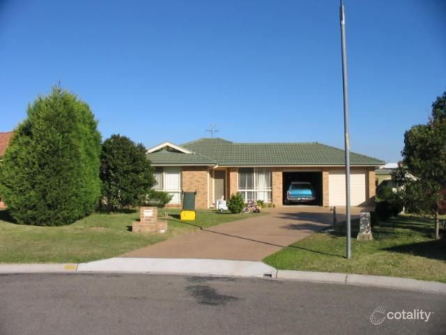 8 Dolphin Cl, Anna Bay, NSW 2316