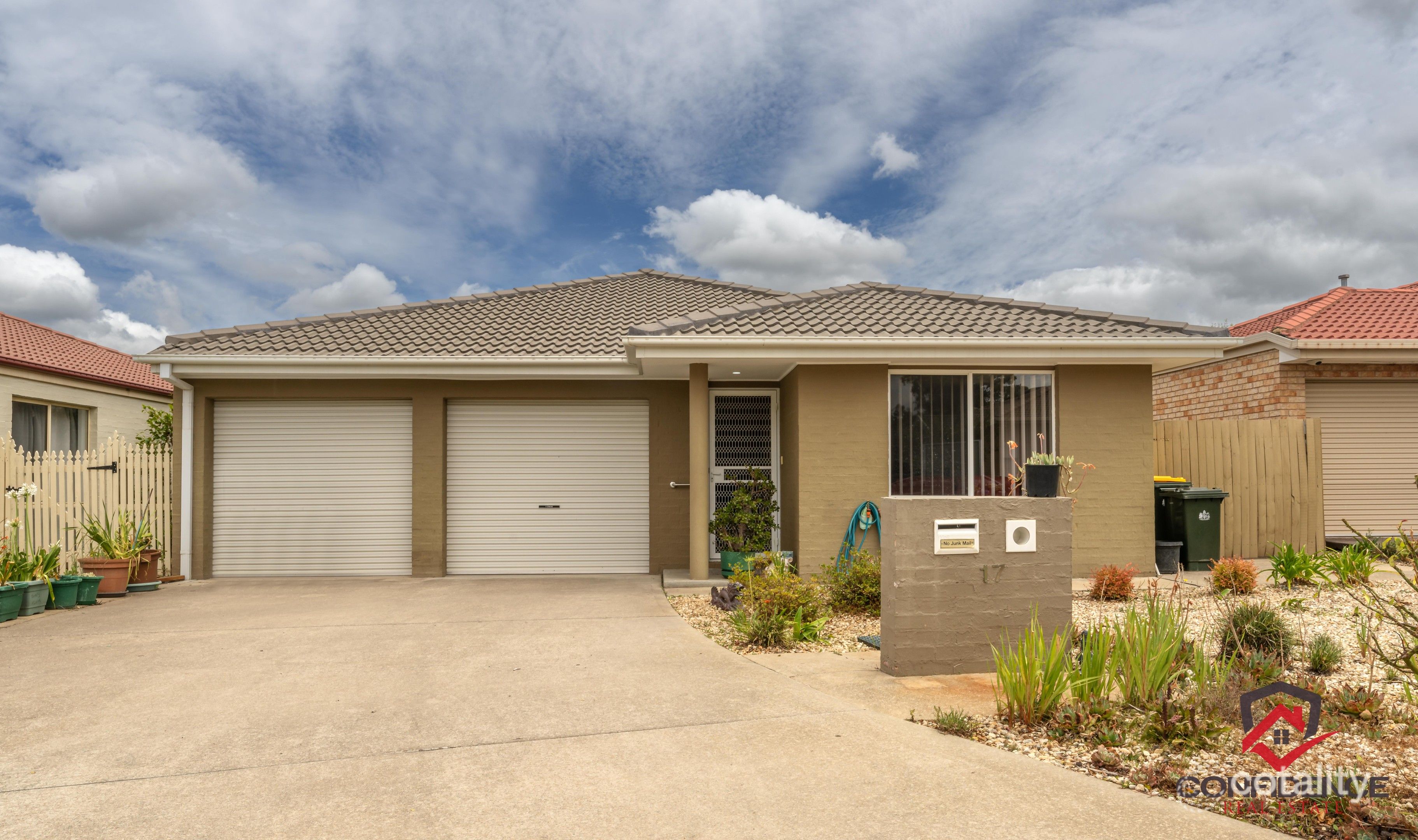 17 Mary Hall Cct, Dunlop, ACT 2615