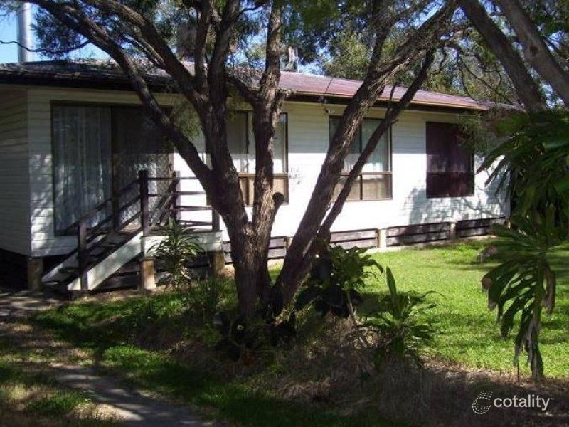 28 Weldon St, Wandoan, QLD 4419