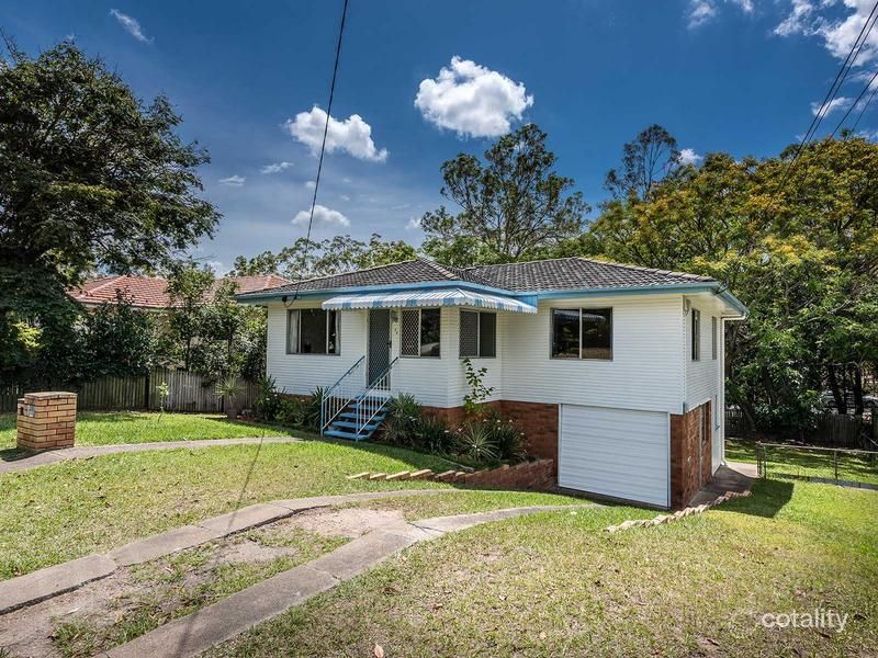 37 Hillock St, Coorparoo, QLD 4151