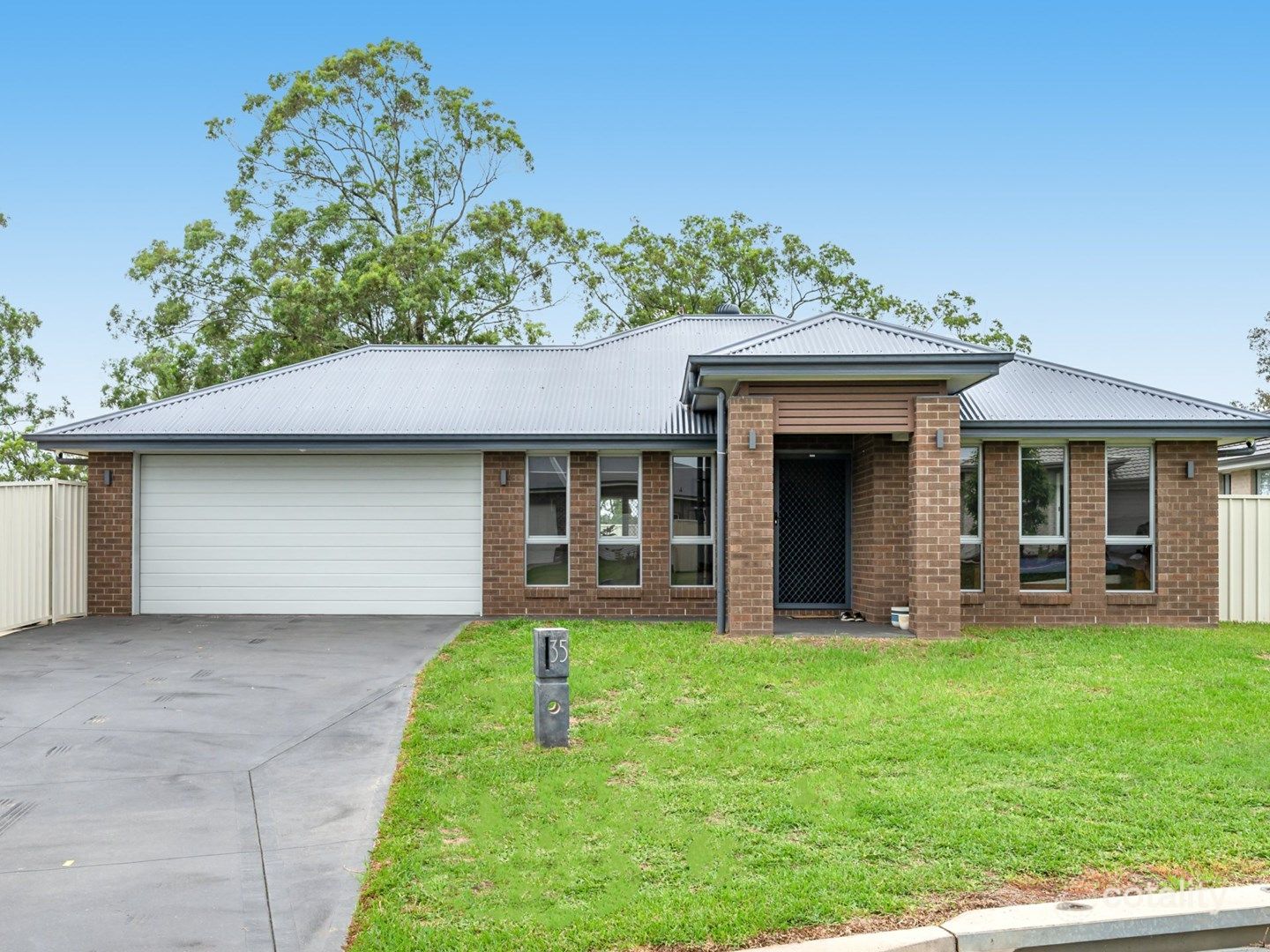 35 Sapphire Dr, Rutherford, NSW 2320