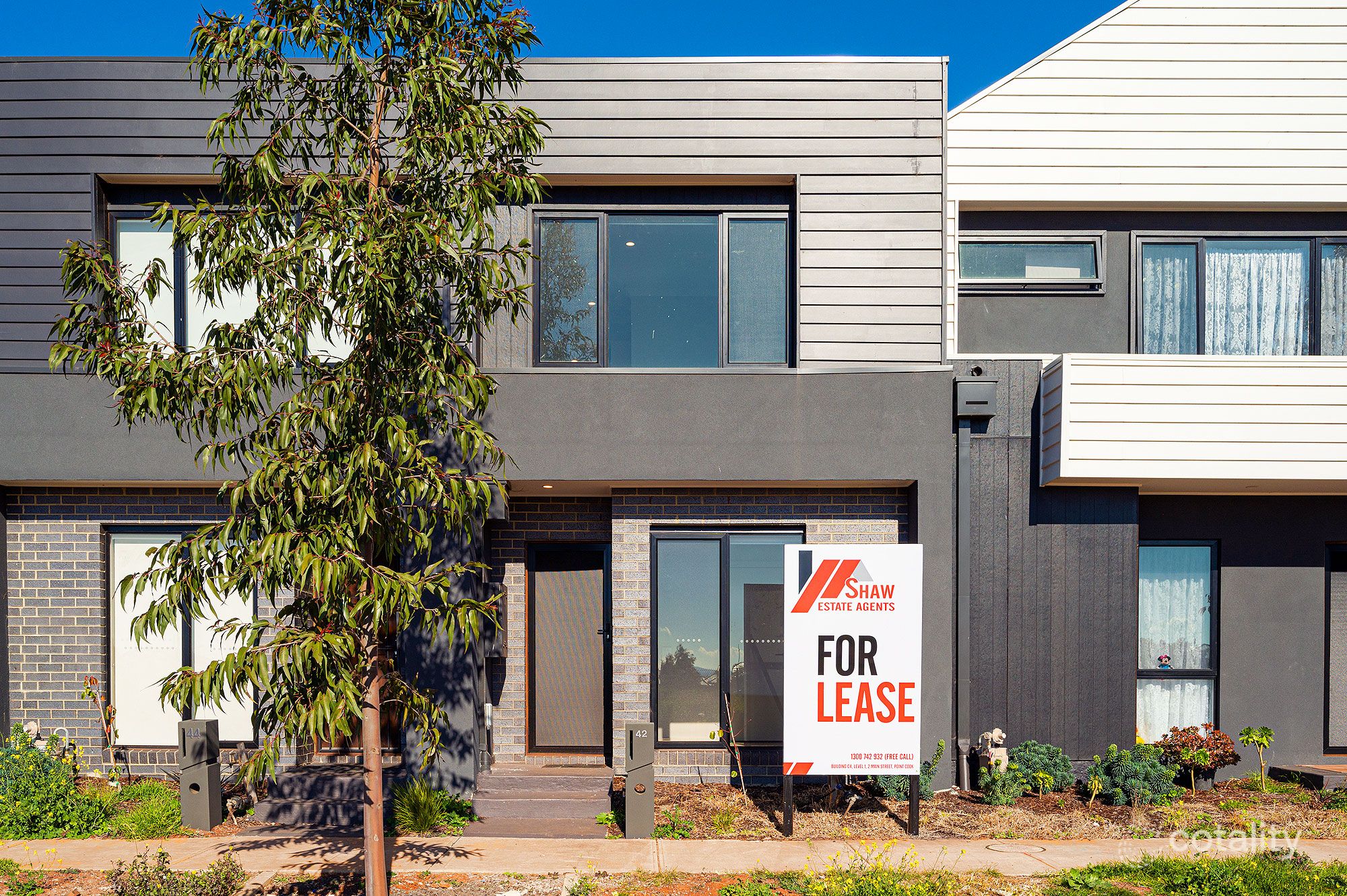 42 Washington Dr, Thornhill Park, VIC 3335