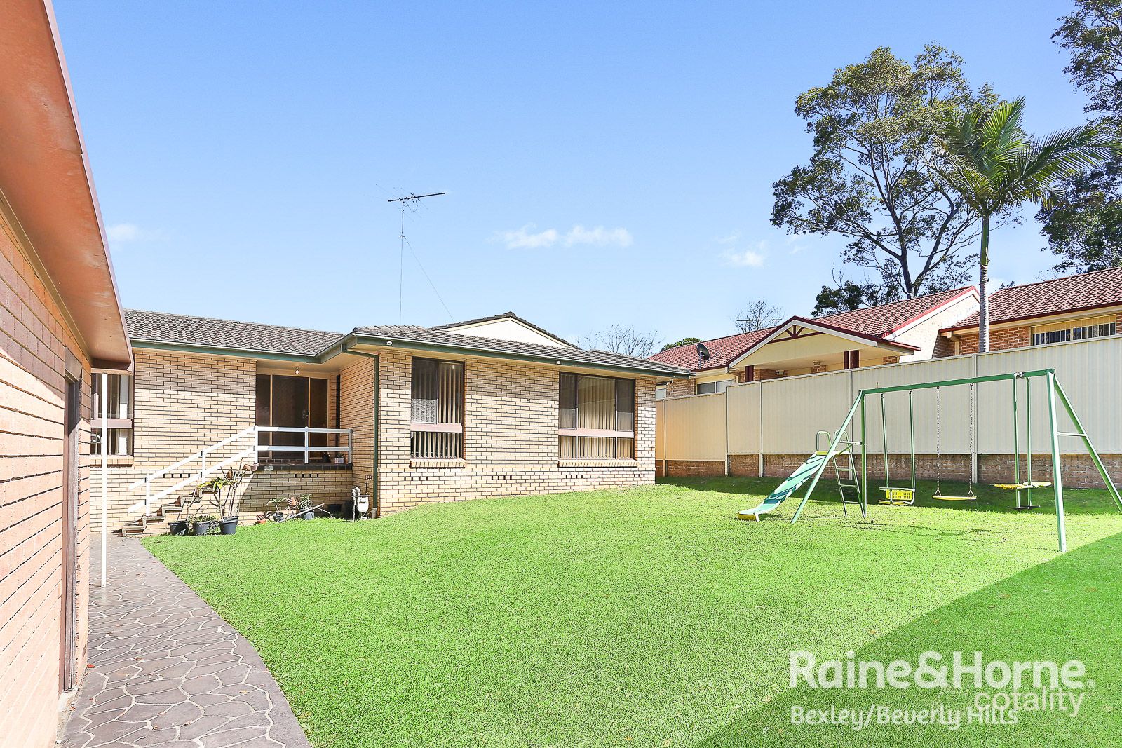 19a Violet St, Roselands, NSW 2196