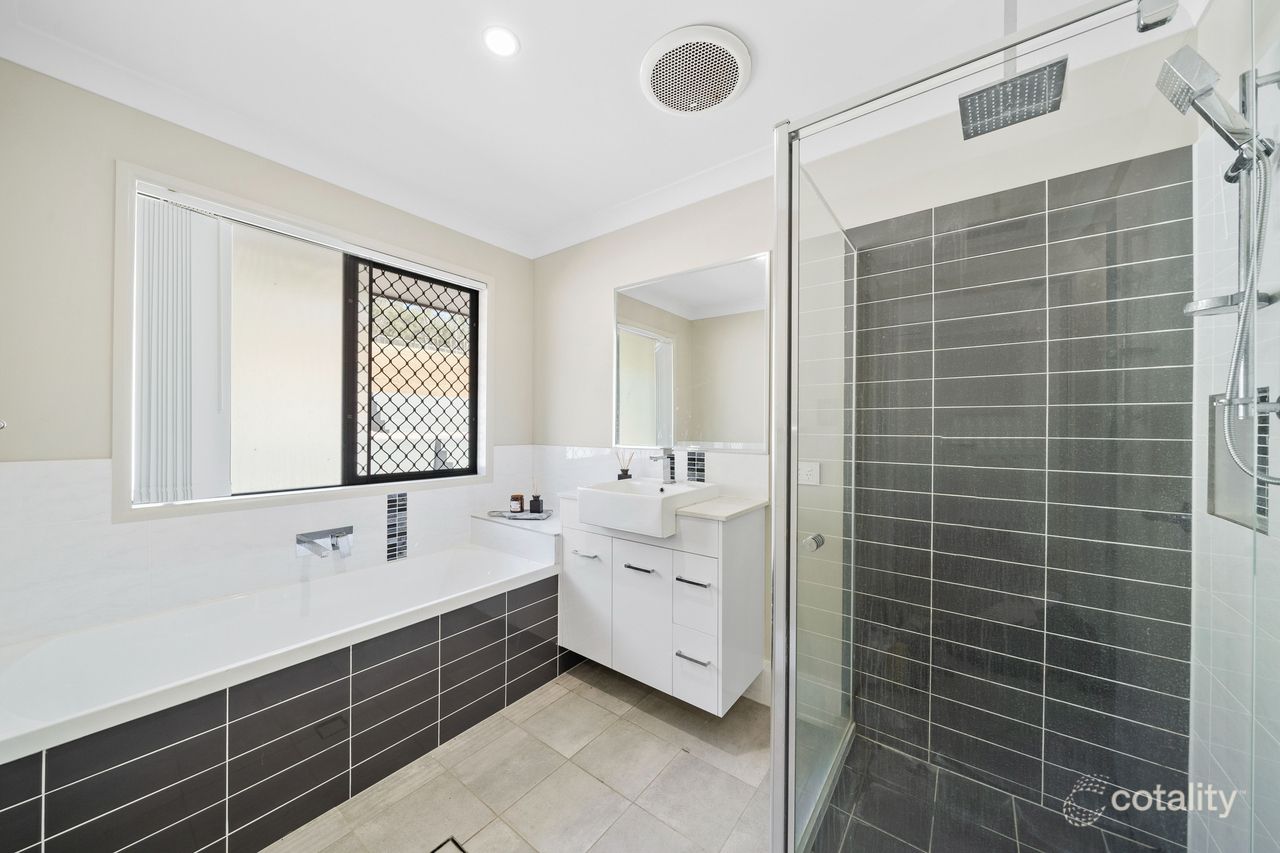 110-114 Munroe Dr, Woodhill, QLD 4285