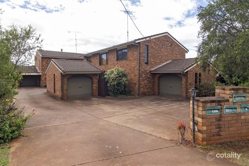 1/3 Herbert St, East Toowoomba, QLD 4350