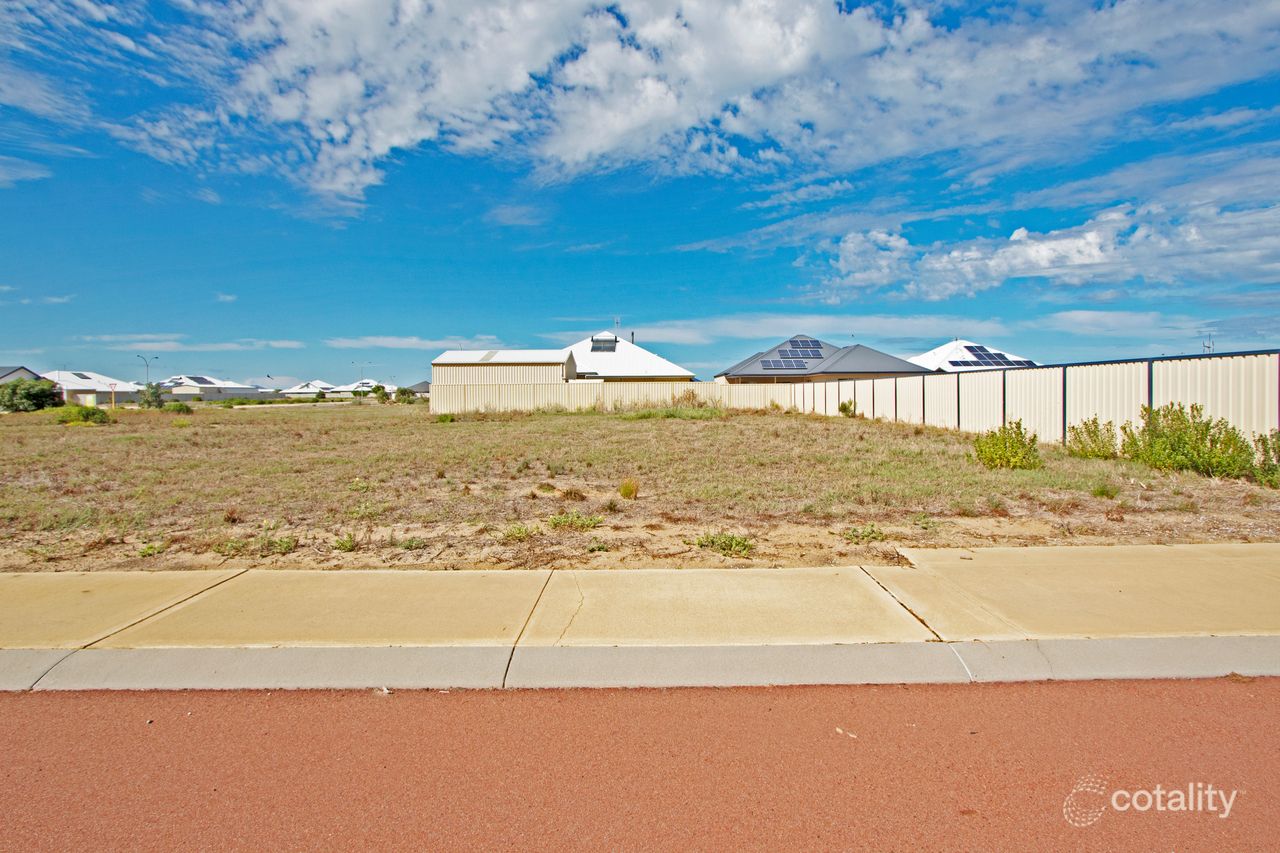 16 Hamelin Ave, Jurien Bay, WA 6516