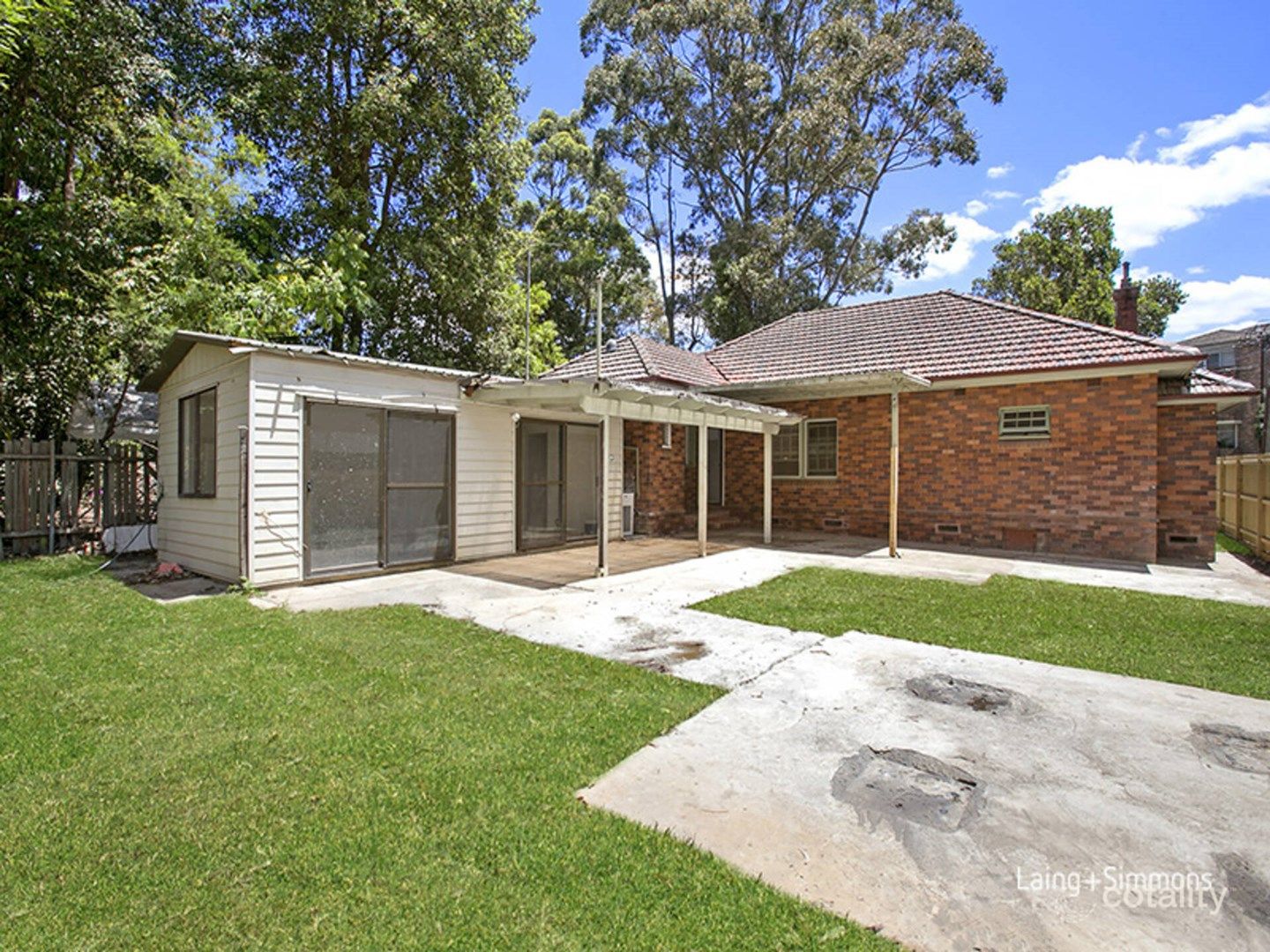 2a Park Ave, Waitara, NSW 2077