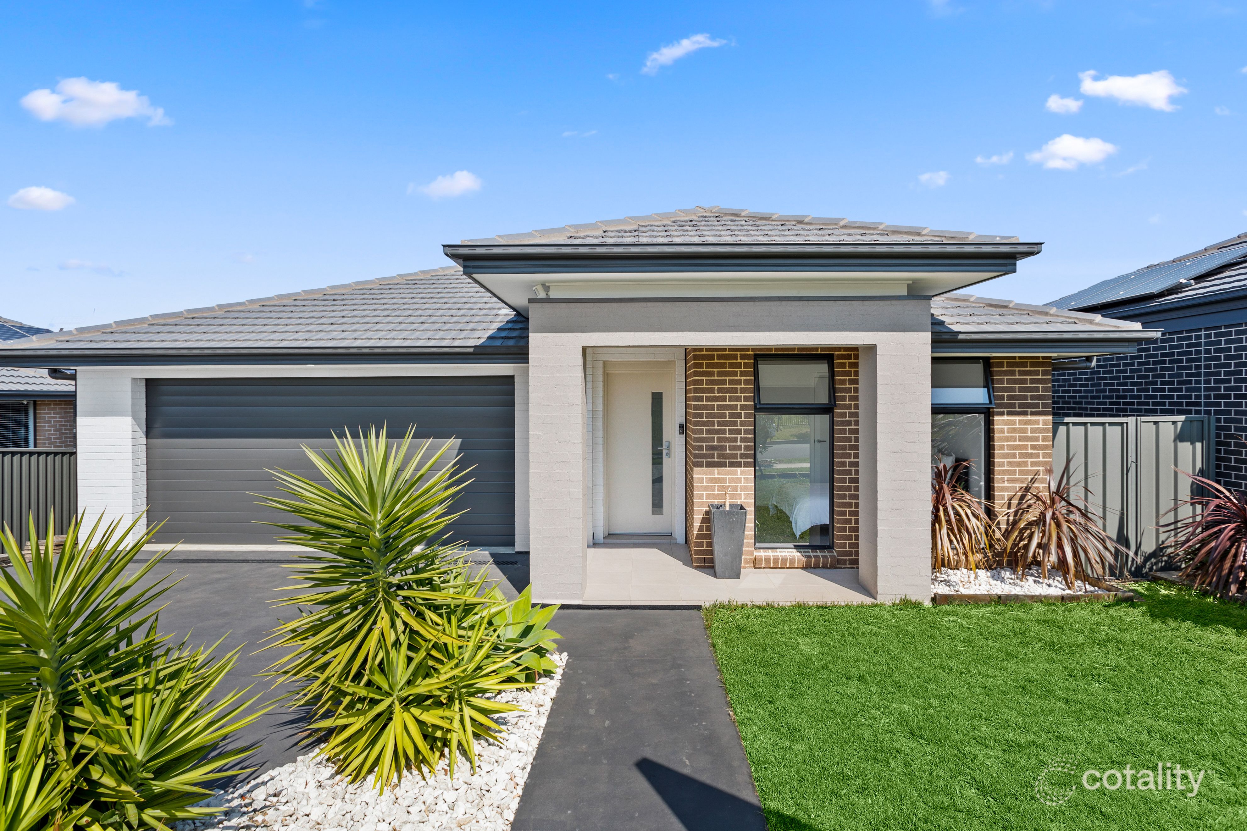 17 Flannery Dr, Calderwood, NSW 2527