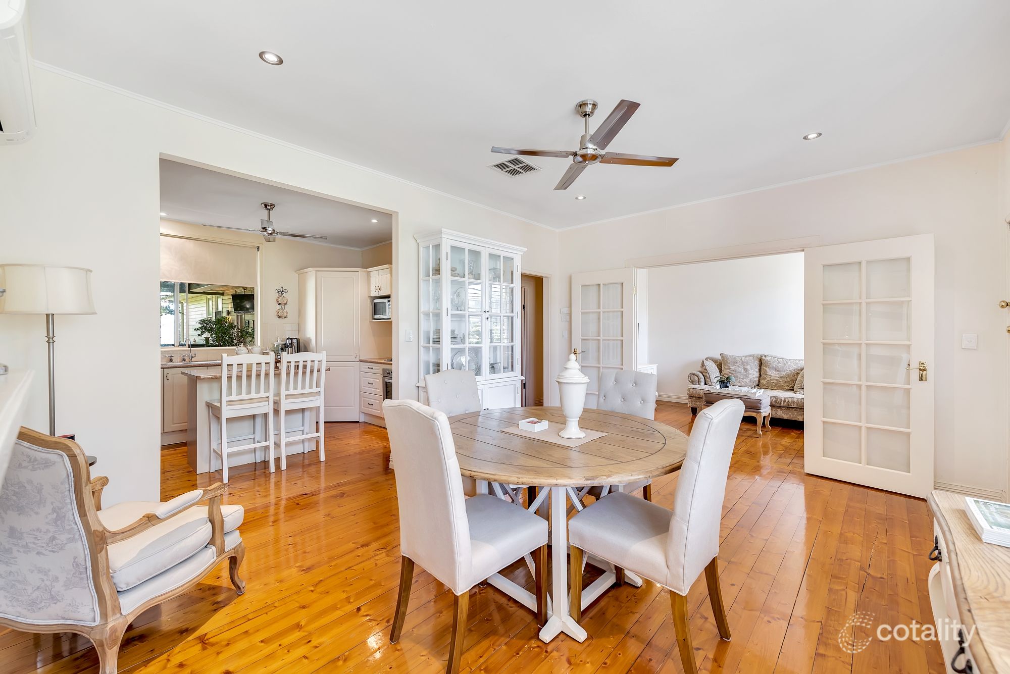 19 Russell Ave, Seacombe Gardens, SA 5047
