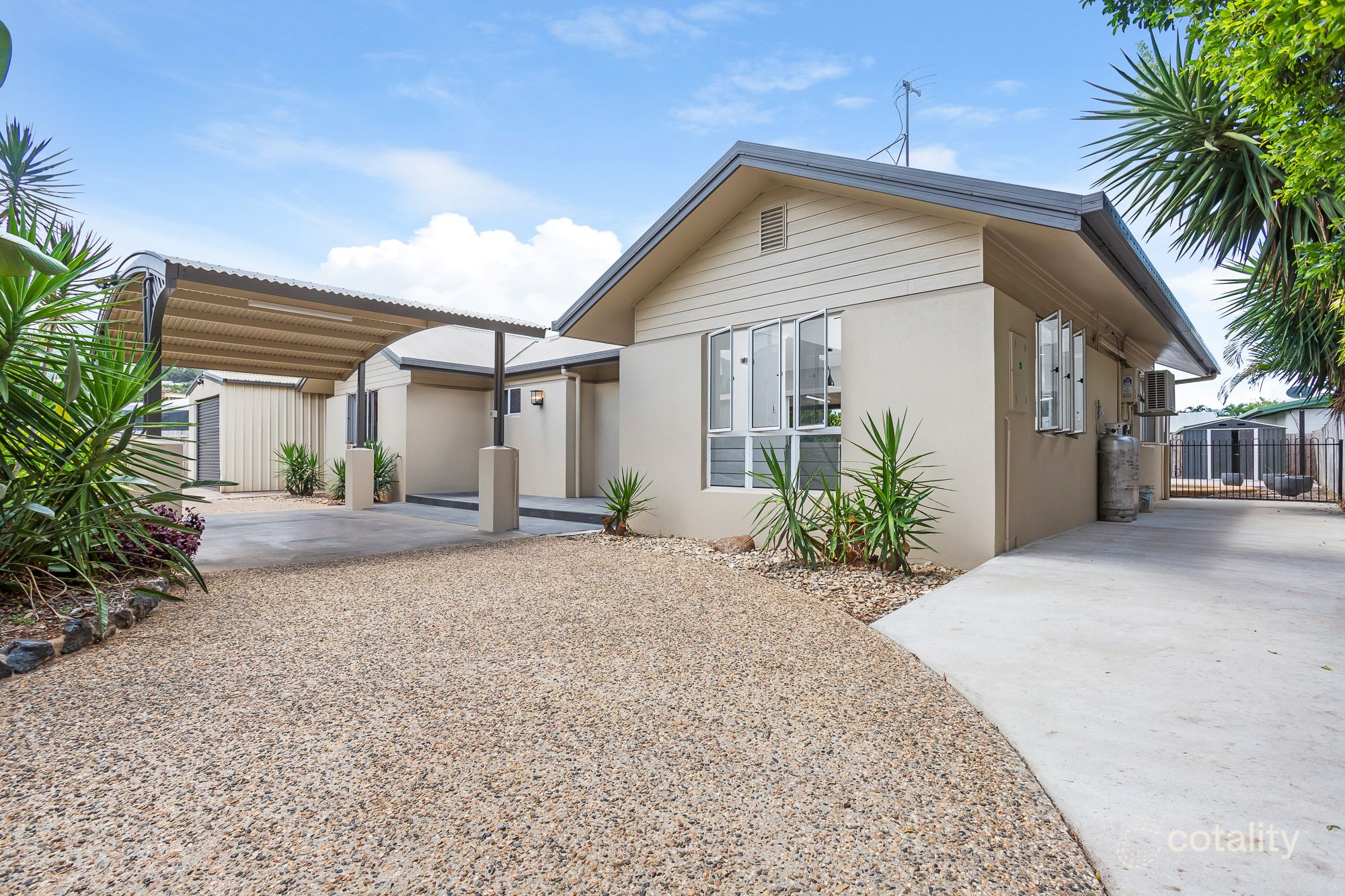 185 Robert Rd, Bentley Park, QLD 4869