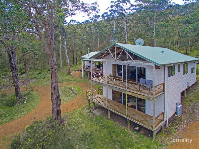81 Mira Flores Ave, Porongurup, WA 6324