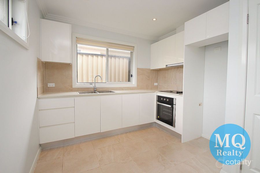 31 Banksia St, South Granville, NSW 2142