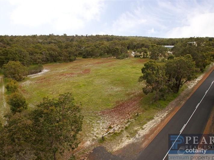 746 Southern Estuary Rd, Lake Clifton, WA 6215