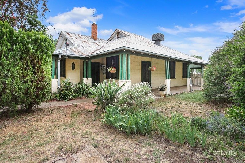 30 Main St, Devenish, VIC 3726
