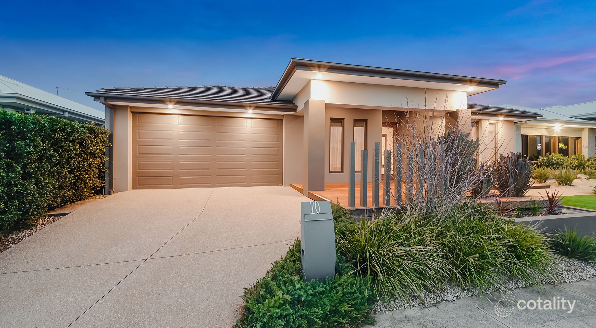 20 Crepe Ave, Cranbourne West, VIC 3977