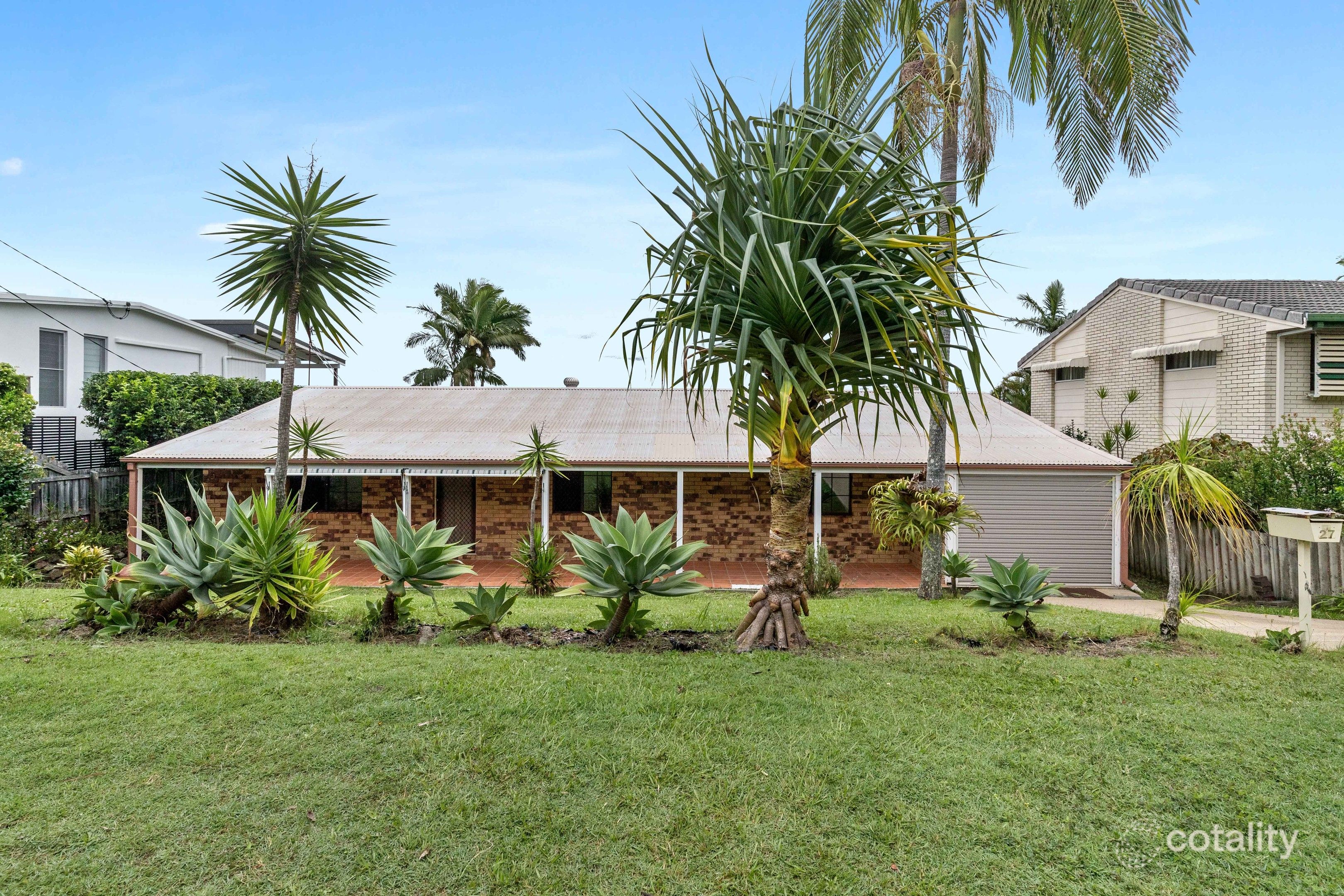 27 Lentara Cres, Mooloolaba, QLD 4557