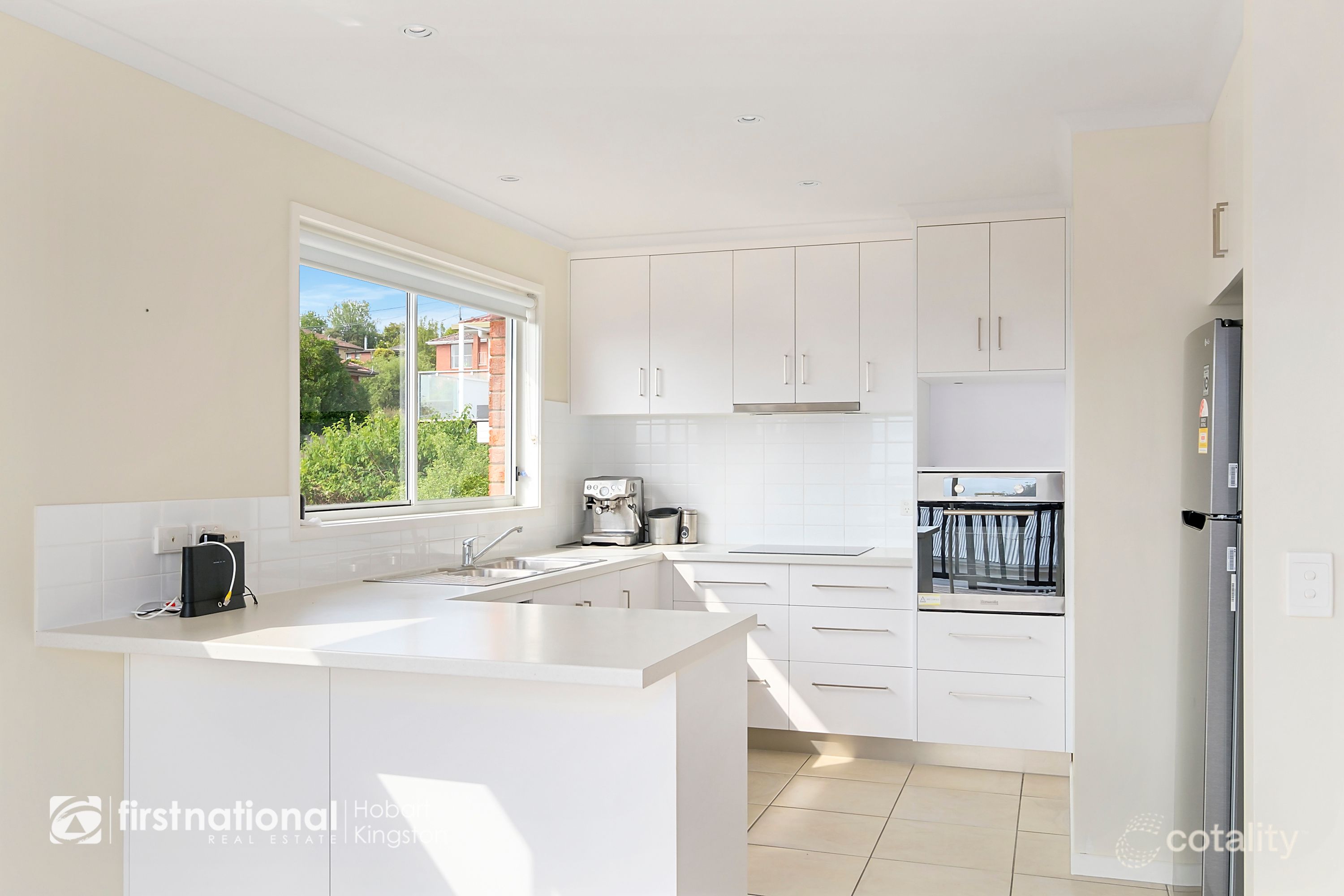77b Roslyn Ave, Kingston Beach, TAS 7050