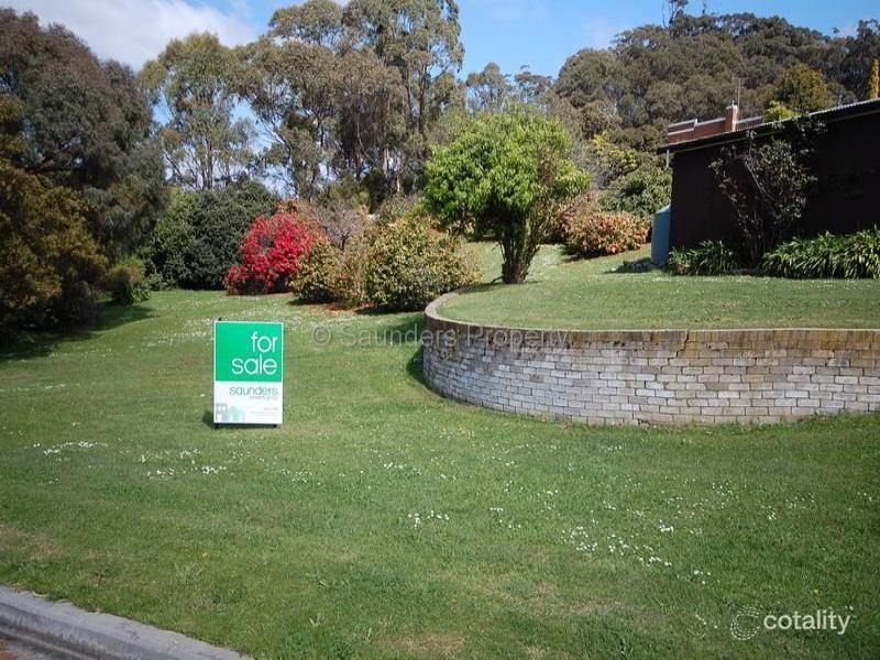 2 Wragg St, Somerset, TAS 7322