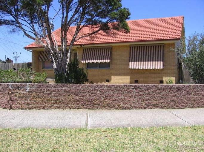 1 Isaacs St, Laverton, VIC 3028