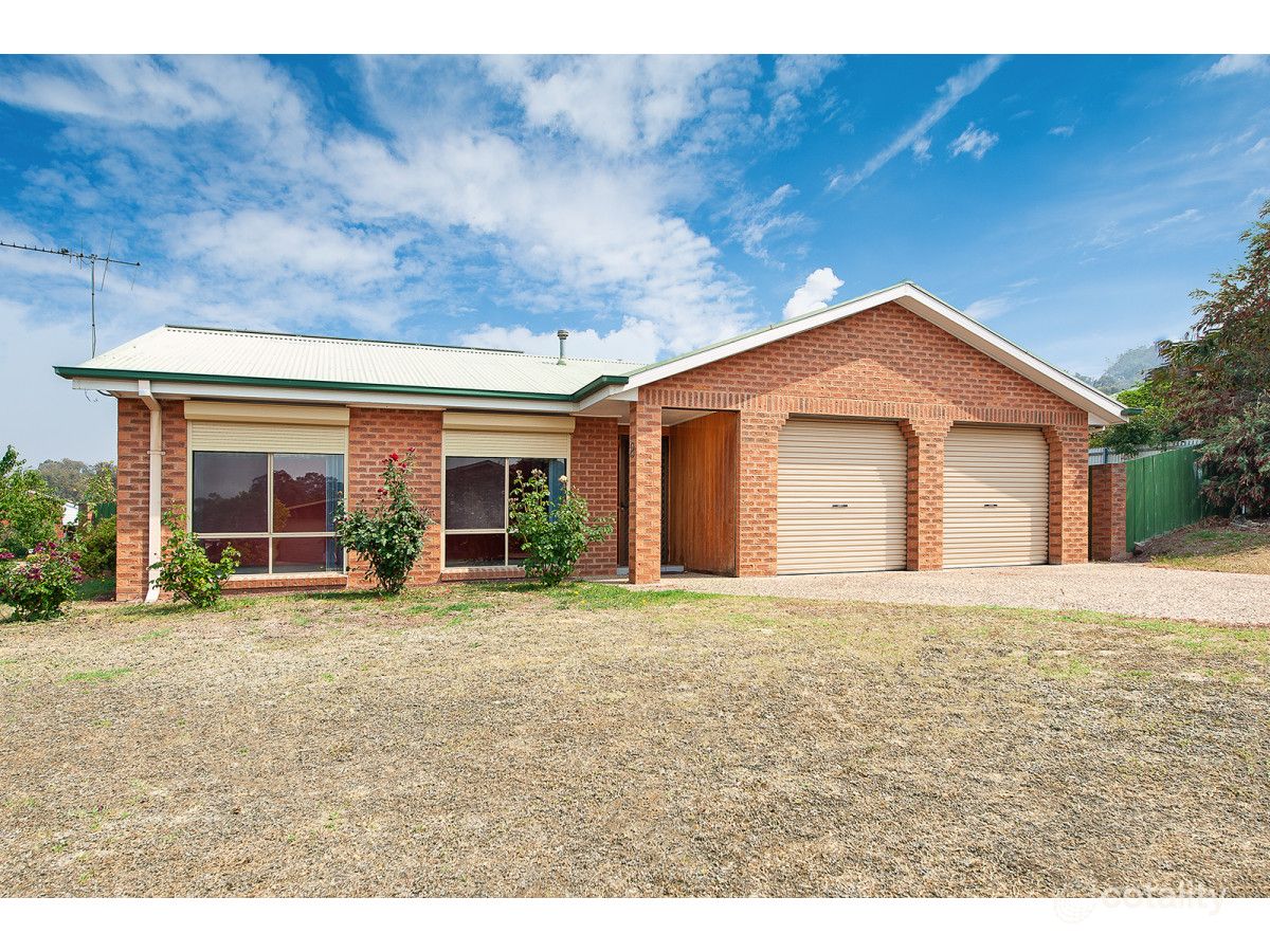 2 Dirru Ct, Springdale Heights, NSW 2641