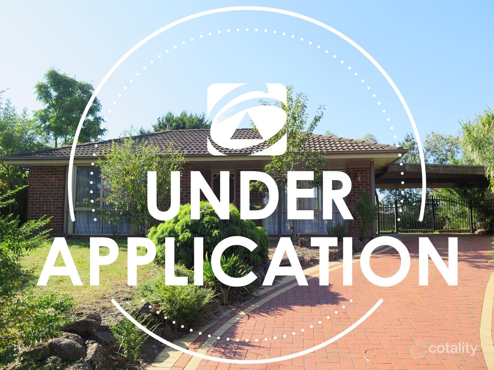 16 Bridle Pl, Pakenham, VIC 3810