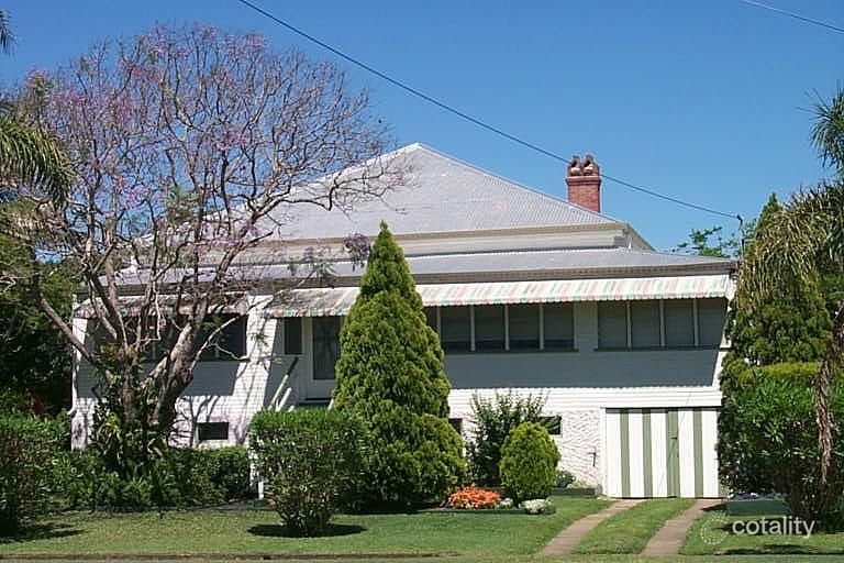 97 Palm Ave, Shorncliffe, QLD 4017