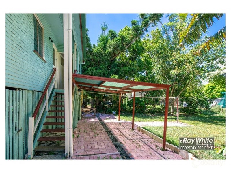 2 Martin St, Park Avenue, QLD 4701