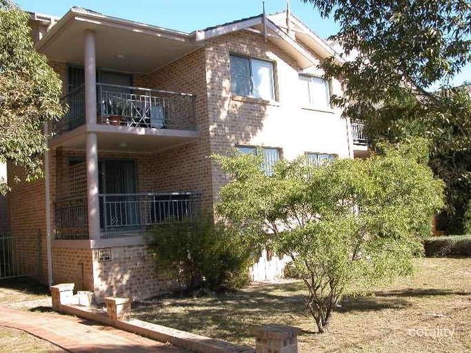 1/74-76 Stapleton St, Pendle Hill, NSW 2145