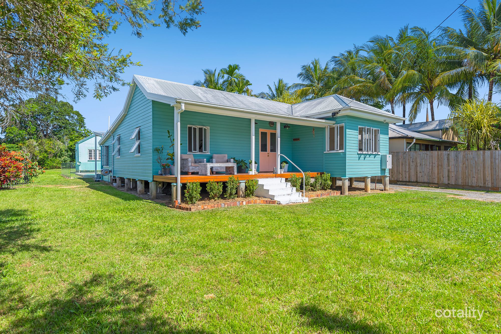 20 Grogan St, Mossman, QLD 4873