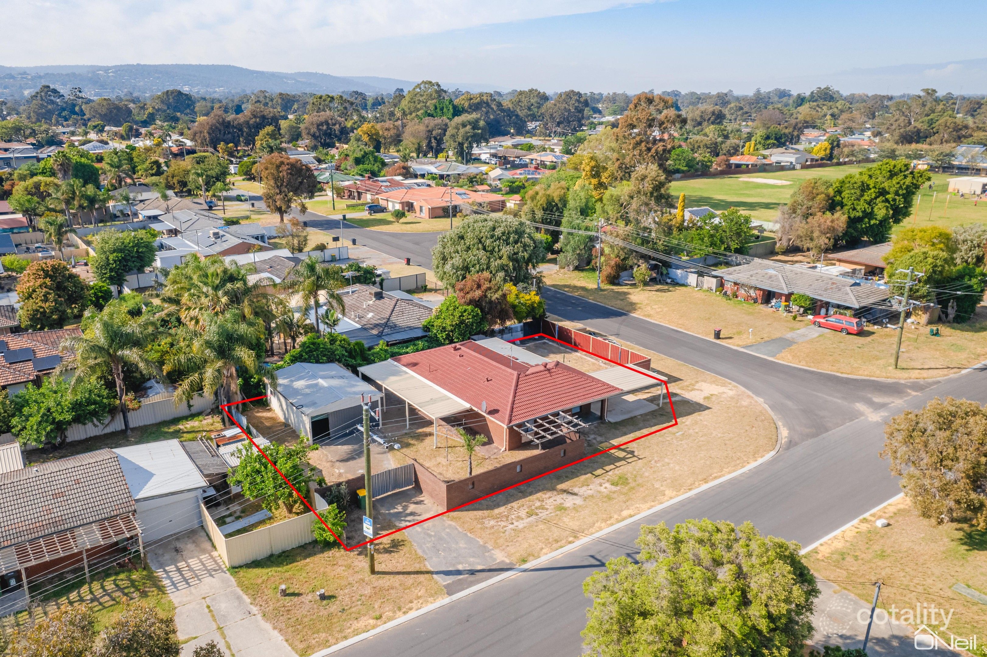 2 Phylma St, Armadale, WA 6112