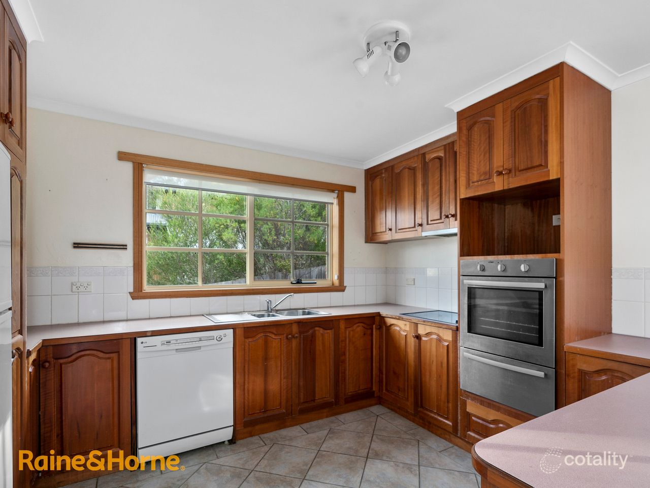 2/44 Fielding Dr, West Hobart, TAS 7000