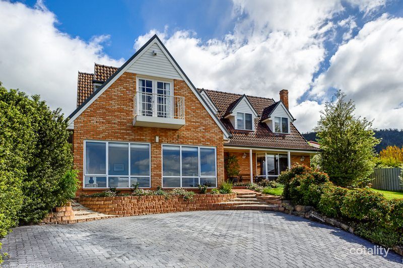 19 Utiekah Dr, Taroona, TAS 7053