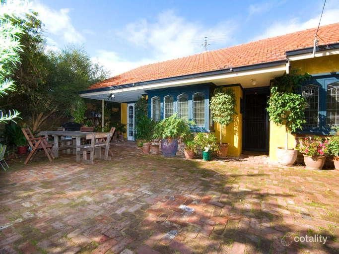 12 Daly St, South Fremantle, WA 6162