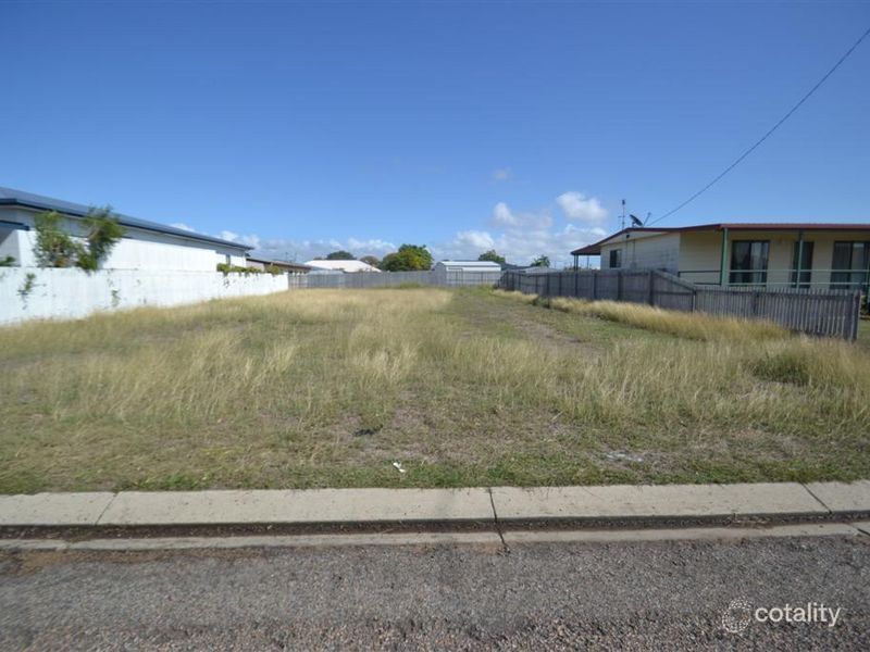 33 Emmerson Dr, Bowen, QLD 4805