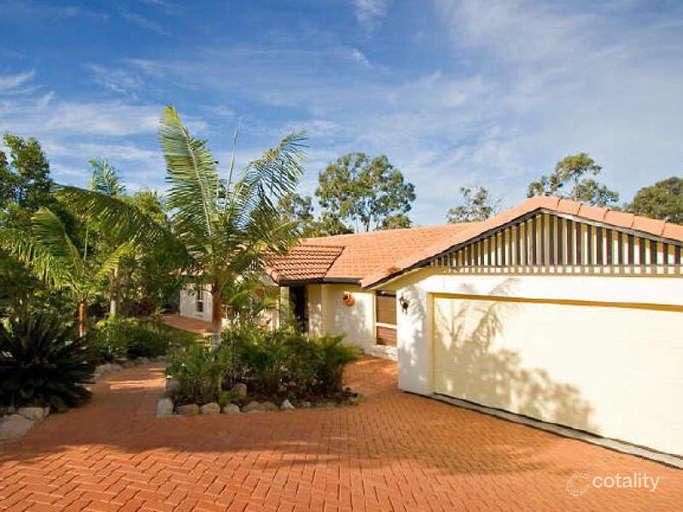 102 Galaxy St, Bridgeman Downs, QLD 4035