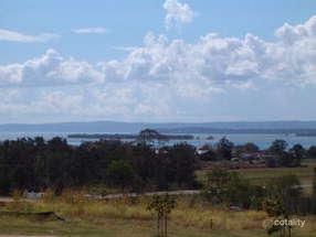 15 Lowe Cct, Redland Bay, QLD 4165