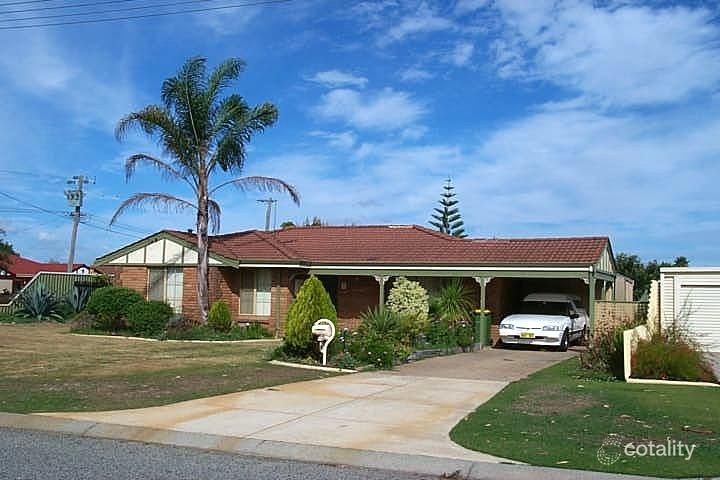 1 Beermullah Way, Waikiki, WA 6169