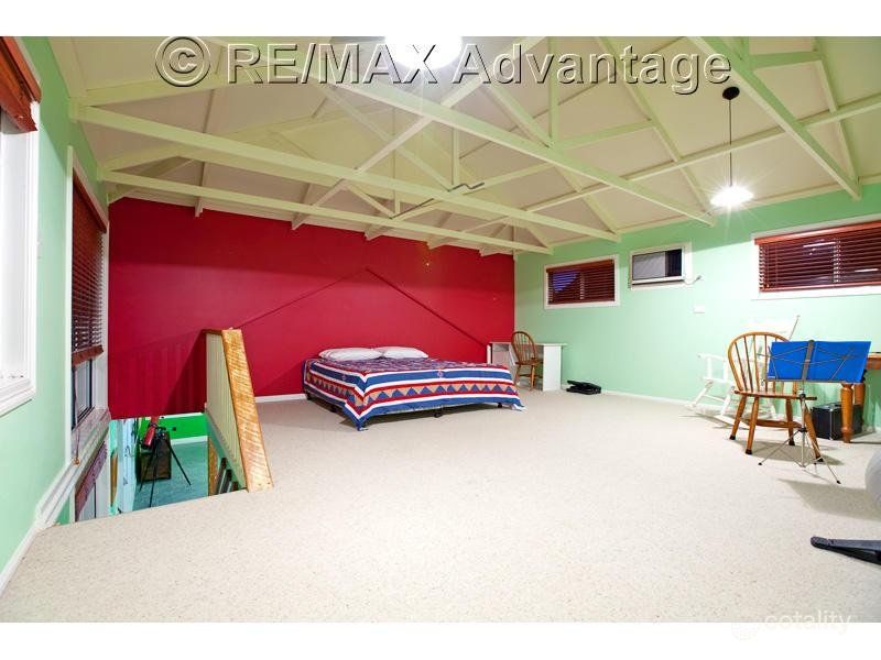 55 Duncan St, Wynnum West, QLD 4178