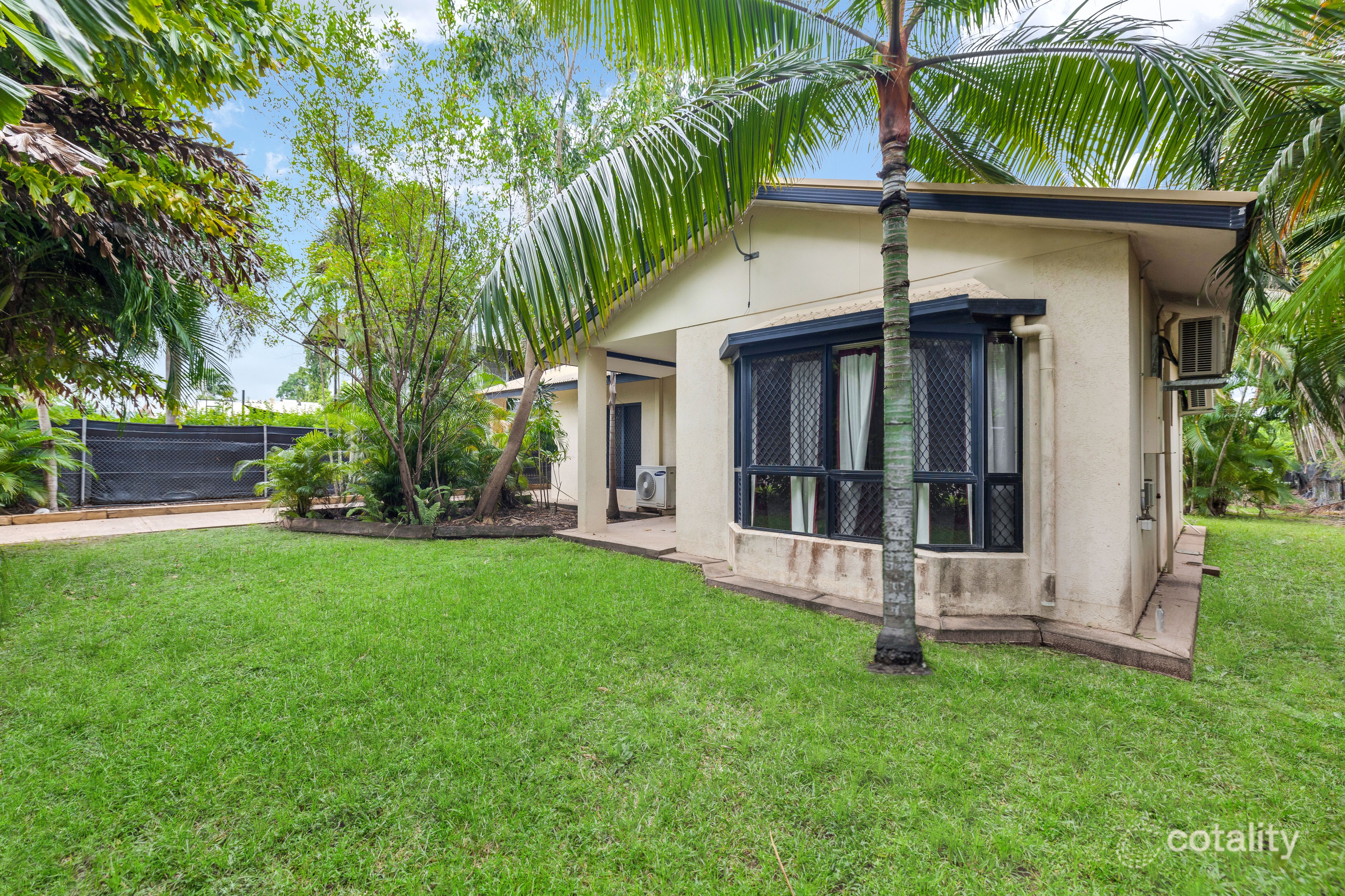 37 Hutchison Tce, Bakewell, NT 0832