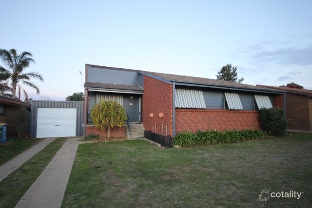 42 Elizabeth Ave, Forest Hill, NSW 2651