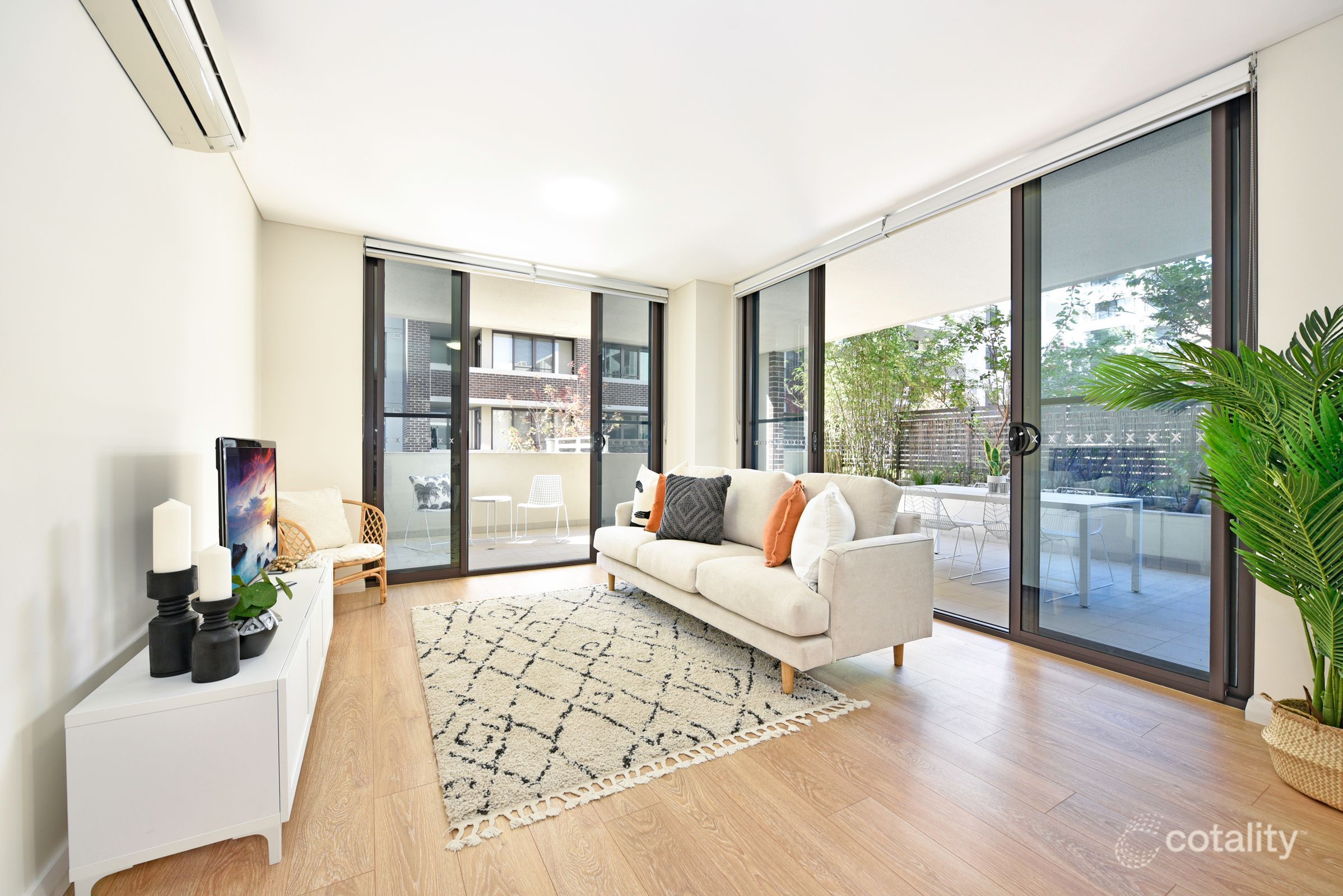 210/27 Hill Rd, Wentworth Point, NSW 2127