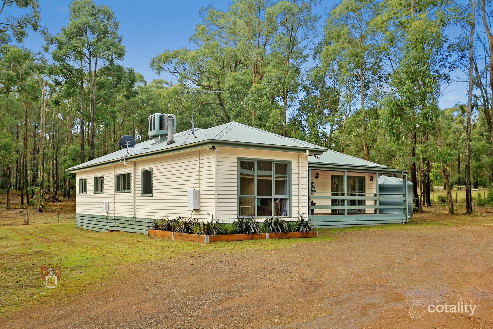 4 Macedon Ct, Kinglake West, VIC 3757