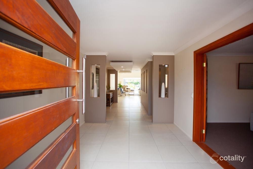 21 Platypus Ave, Bundall, QLD 4217