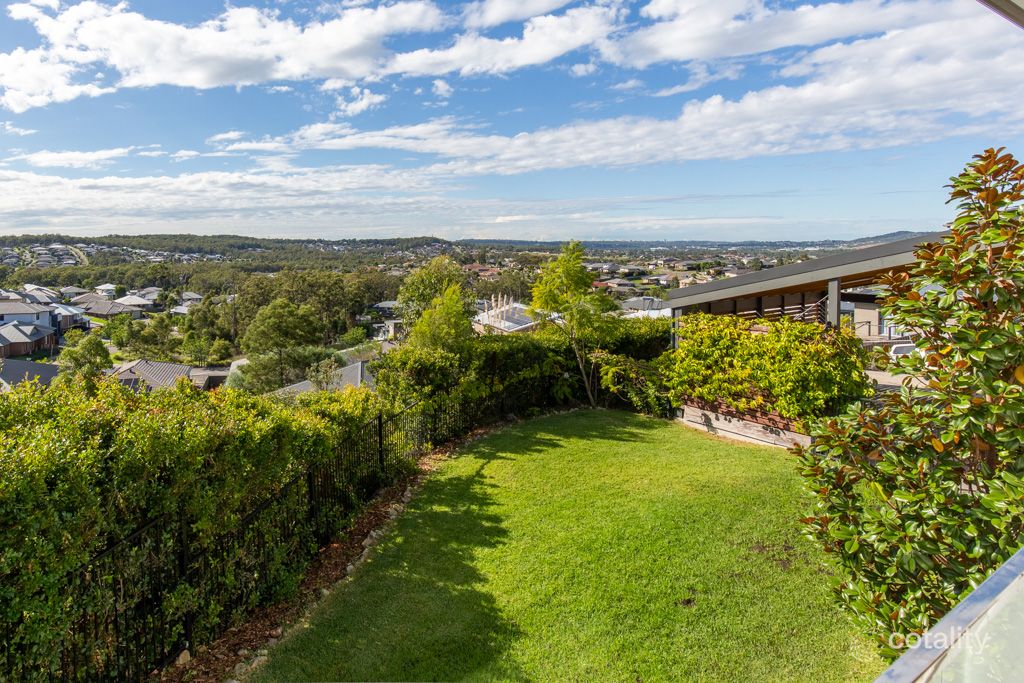 5 Pegasus Rd, Cameron Park, NSW 2285