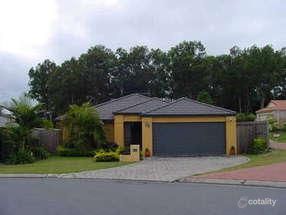 70 Coventry Cct, Carindale, QLD 4152