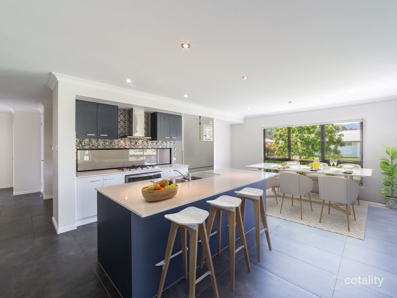 22 Plantation Cres, Maudsland, QLD 4210
