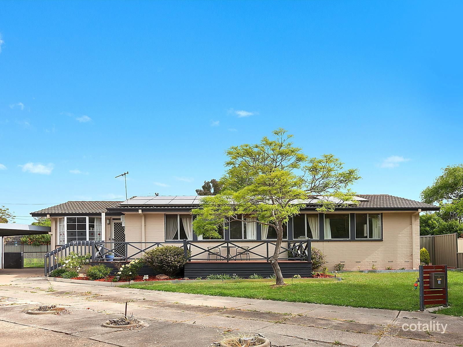 5 Carlton Pl, Holt, ACT 2615