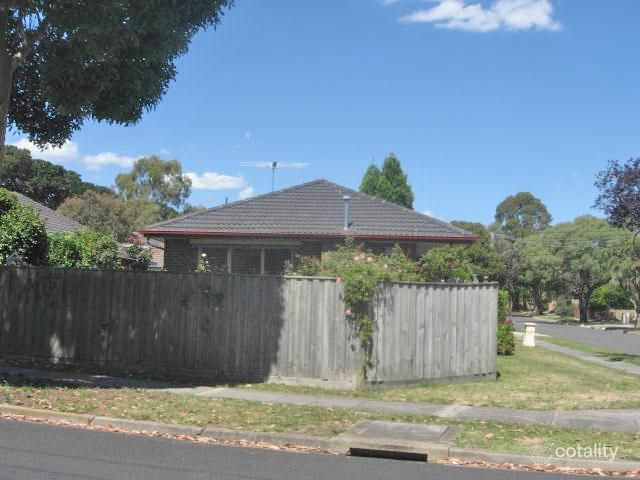 43 Newhaven Rd, Burwood East, VIC 3151