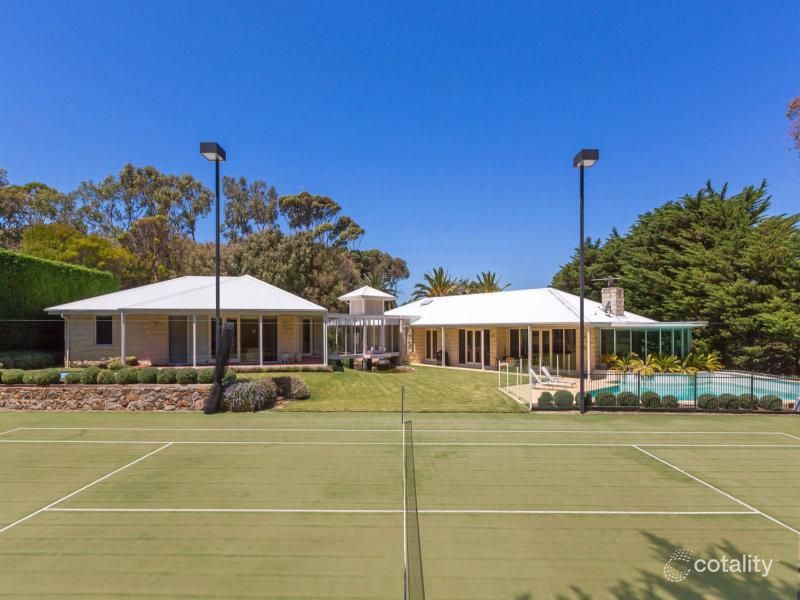 92 Campbells Rd, Portsea, VIC 3944