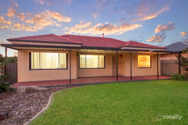 26 Leeds Ave, Northfield, SA 5085